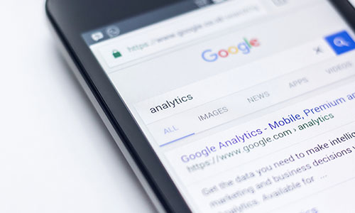 インターネット検索画面の画像